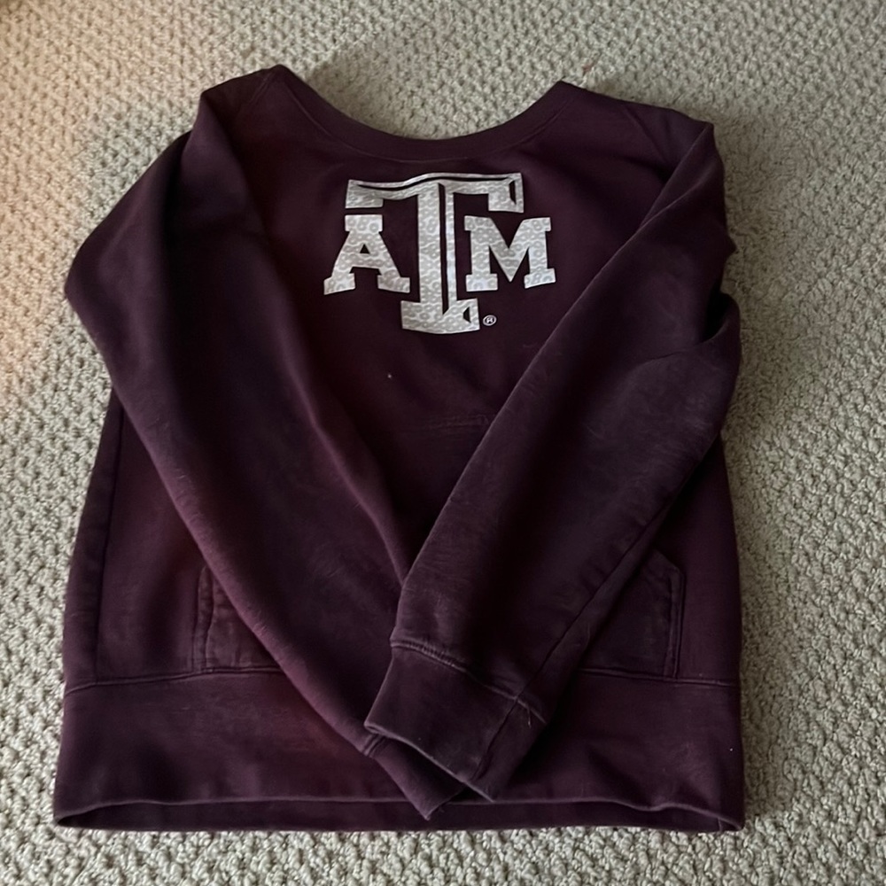 Burgundy crew neck.